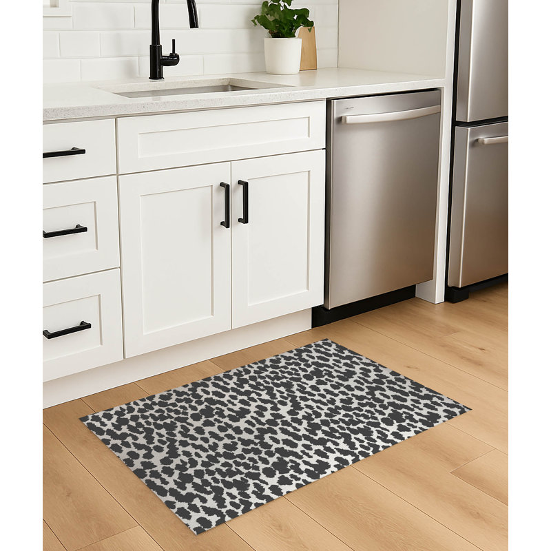 Tapis de cuisine léger antidérapant Animal Splat, Rectangle 5 pi x 7 pi, Ivoire/gris anthracite