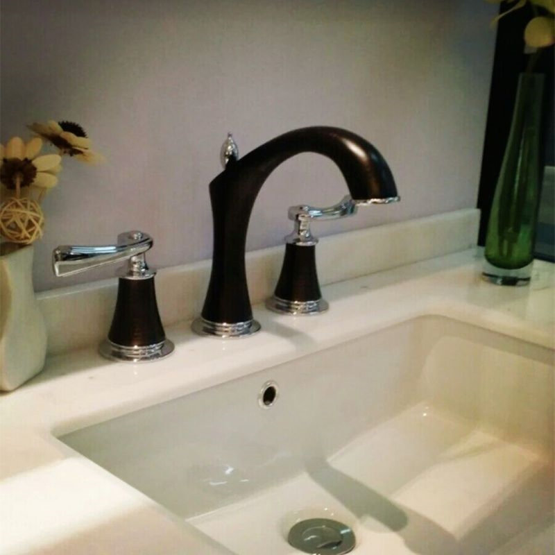 Robinet de lavabo de salle de bain chromé à poignée simple avec levier facile à utiliser