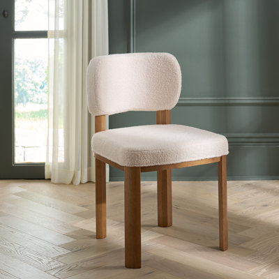 Chaise Hyden