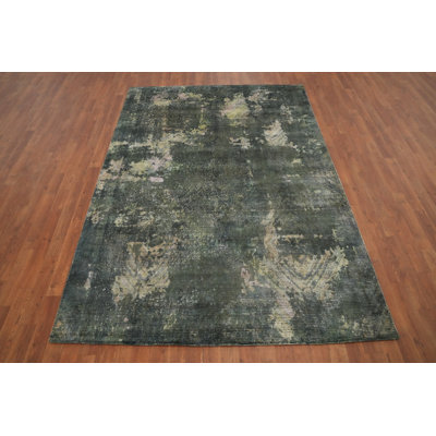 Modern Worn Out Look in Green Abstract Area Rug 6x8