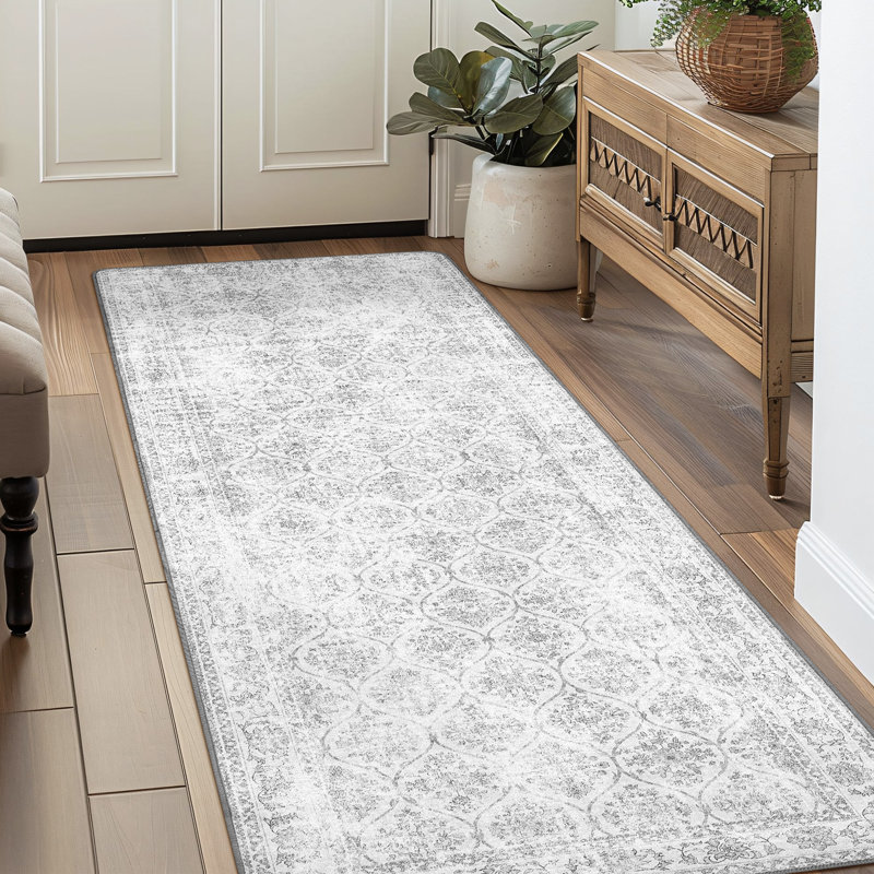Tapis de couloir d'intérieur gris Feyzullah, Tapis de couloir de 2 pi x 7 pi