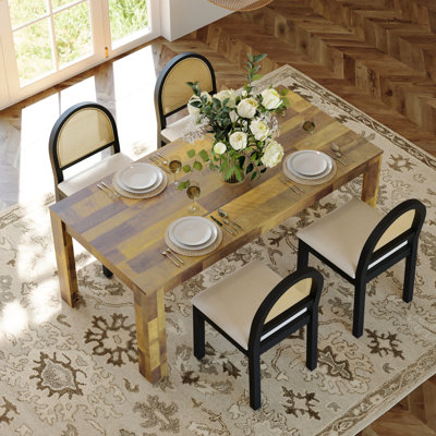 Ensemble de table de salle à manger avec table rectangulaire et chaises rembourrées