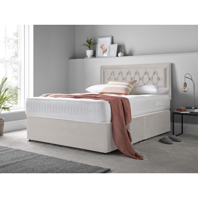 Macungie Bed