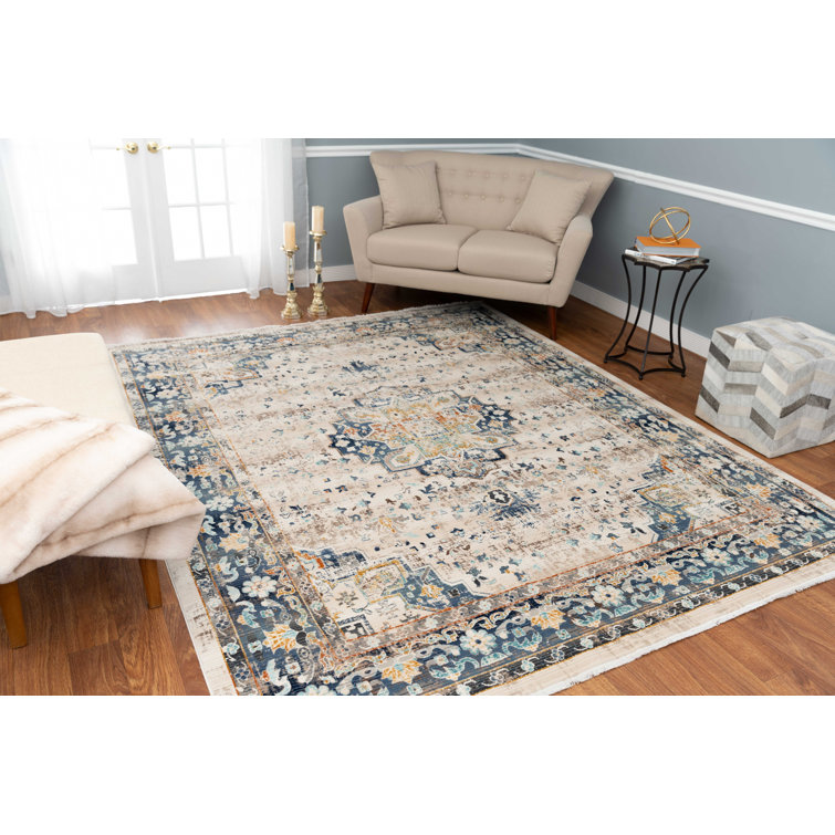 Lucha Oriental Indoor Rug