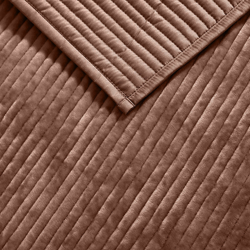 Ensemble de couvre-lit 3 pièces Ruby, Couvre-lit très grand et 2 taies de très grande , Rouge