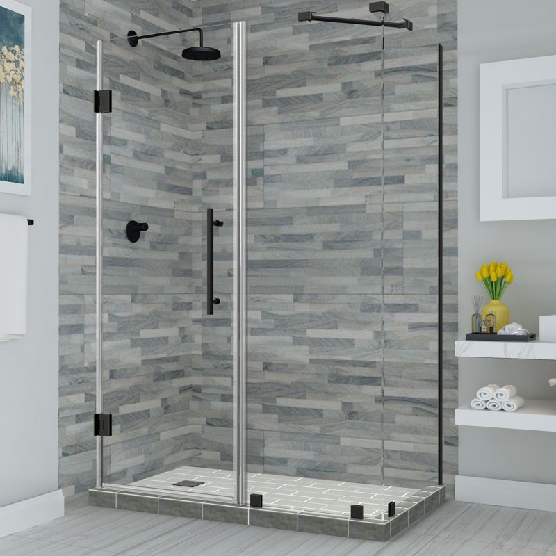 Cabine de douche rectangulaire à charnière sans cadre 55,25 po x 72 po Bromley