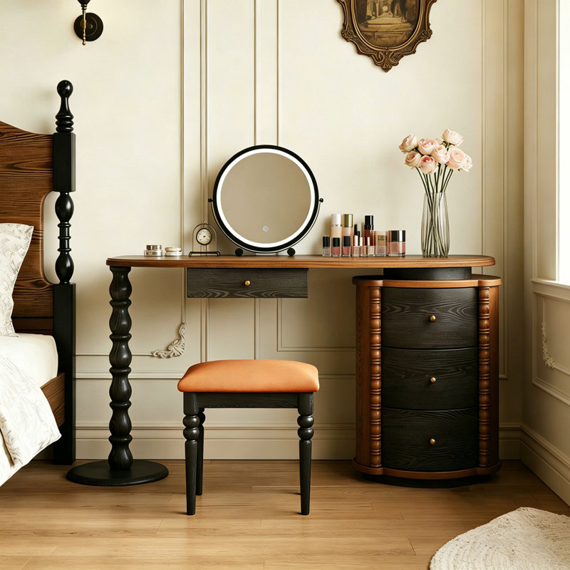 Coiffeuse Vintage, 29.53" H x 47.24" W x 15.75" D