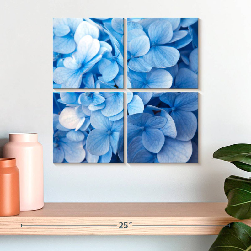 Fleurs bleues Harnek, H 18 po x l 18 po