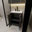 Meuble-lavabo de salle de bain avec lavabo