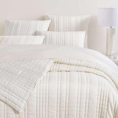 Blissful Bamboo Pearl/Silver Quilt