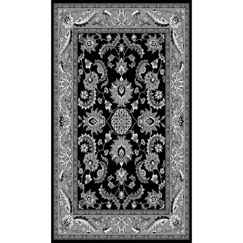 Aaronae Oriental Area Rug in Ash