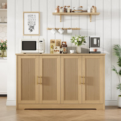 Buffet moderne à panneaux cannelés, 4 portes et 2 étagères réglables, meuble de rangement en bois chêne pour salle à manger et entrée.