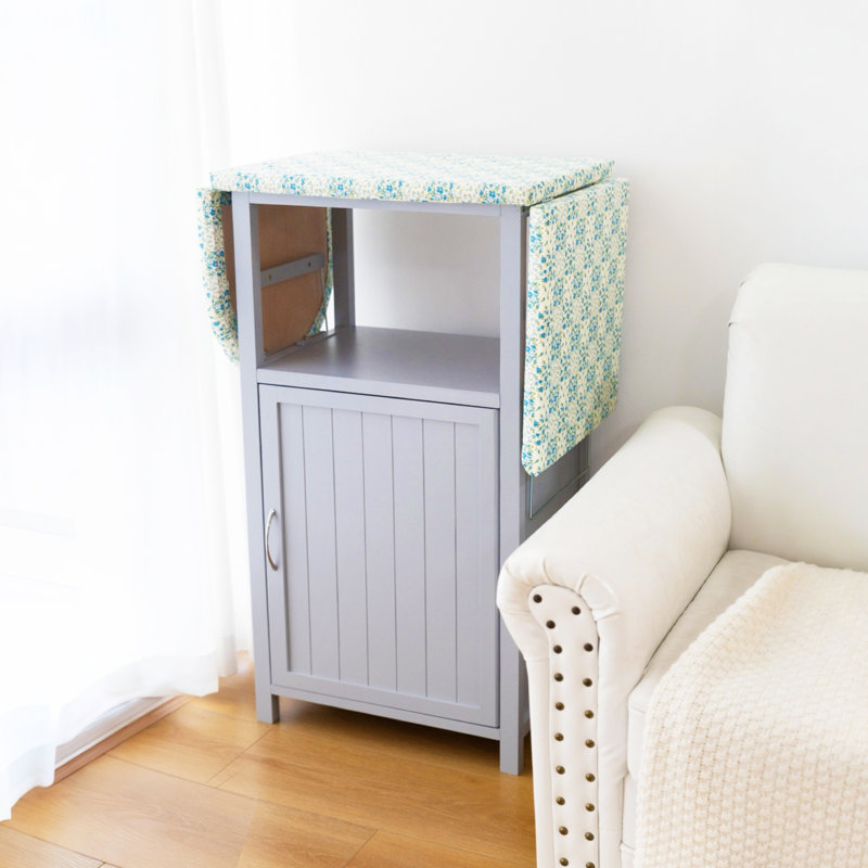 Planche à repasser avec armoire de rangement