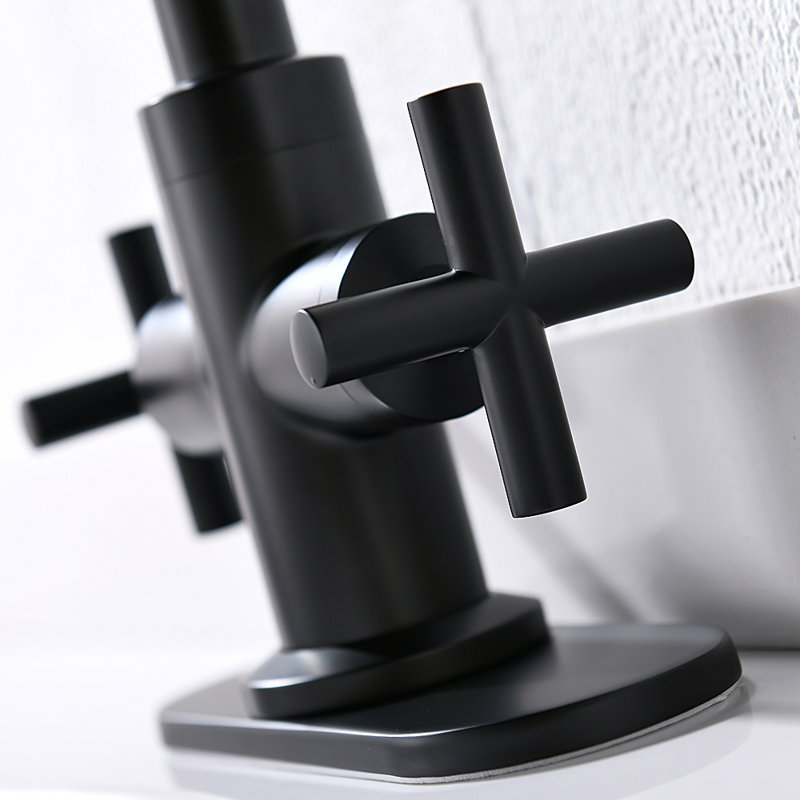 Centerset 2-handle Bathroom Faucet with Drain Assembly, Matte Black