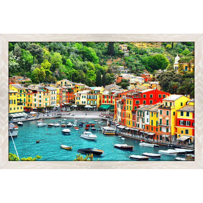 «Hidden Mediterranean Paradise», reproduction de photo encadrée, H 21,5 po x l 27,5 po x P 0,75 po, Cadre crème délavé