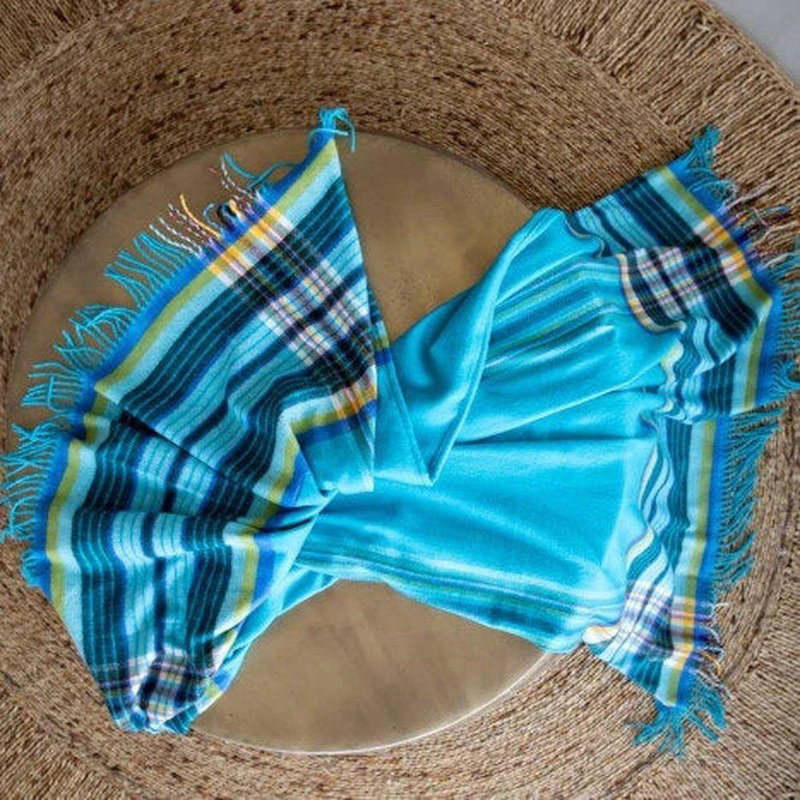 Hand Knotted Throw Blanket, Blue
