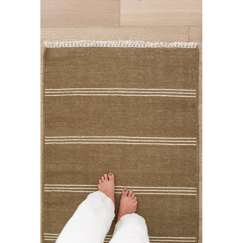 Hand Tufted Striped Area Rug in Green, Rectangle 6'3" x 9'