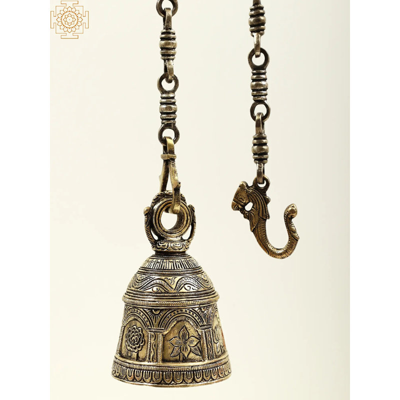 Sculpture de cloche suspendue en laiton