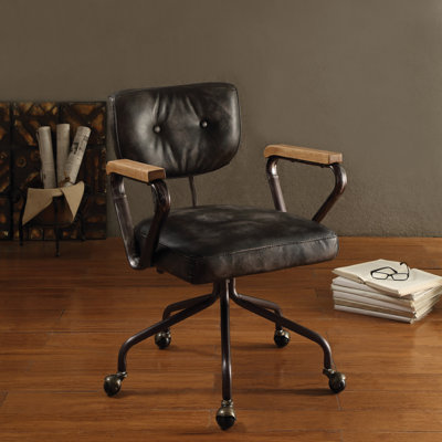 Chaise de bureau pivotante avec garniture cloutée