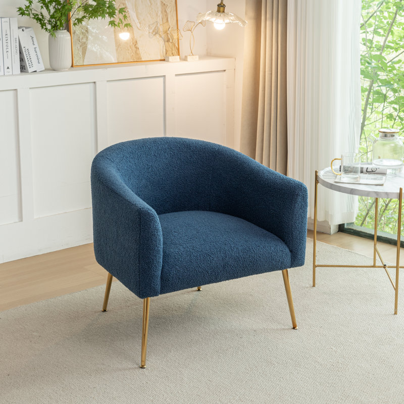 Fauteuil demi-tonneau Jameila, Fausse fourrure bleu marine, 1, Doré