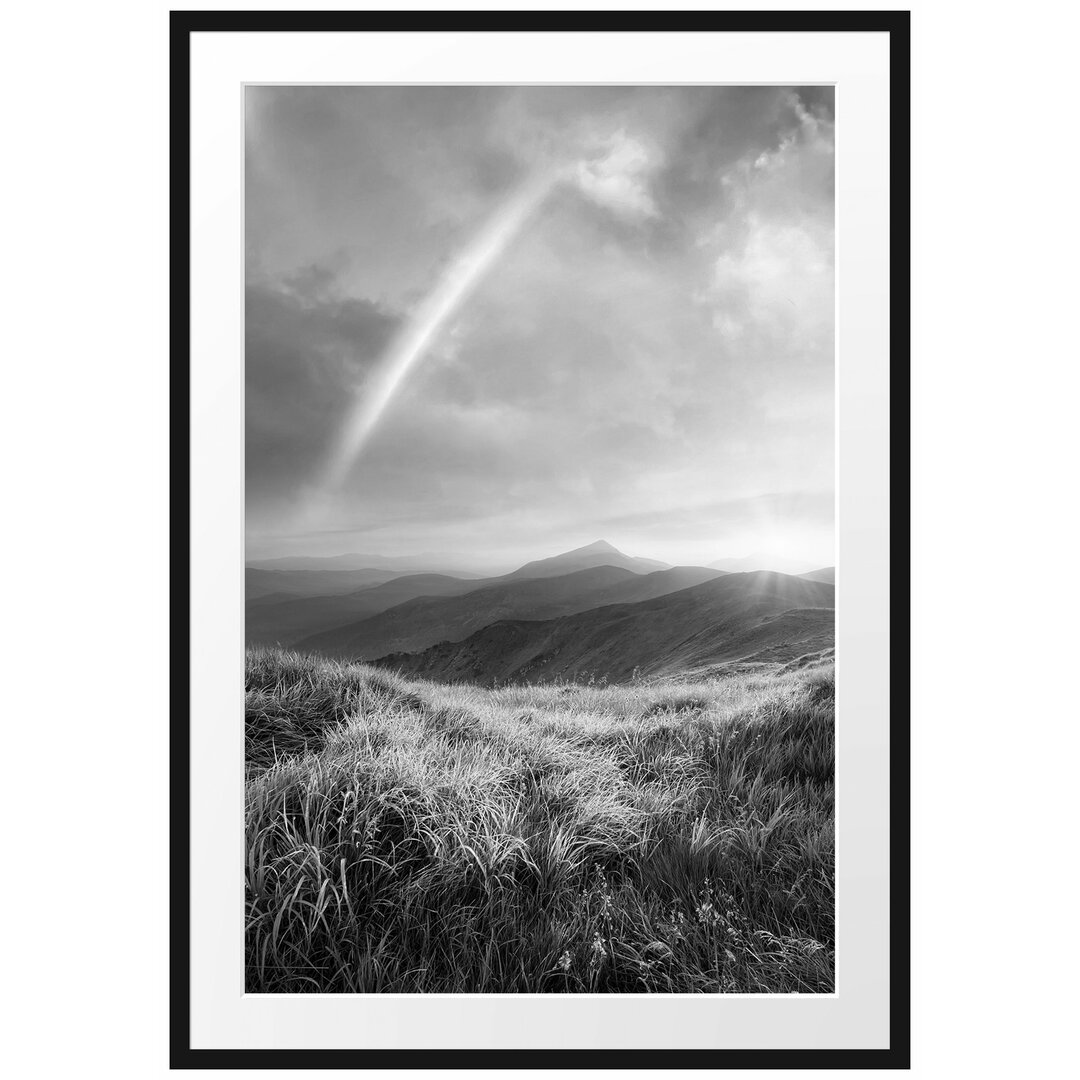 Gerahmtes Poster Berge mit Regenbogen am Himmel