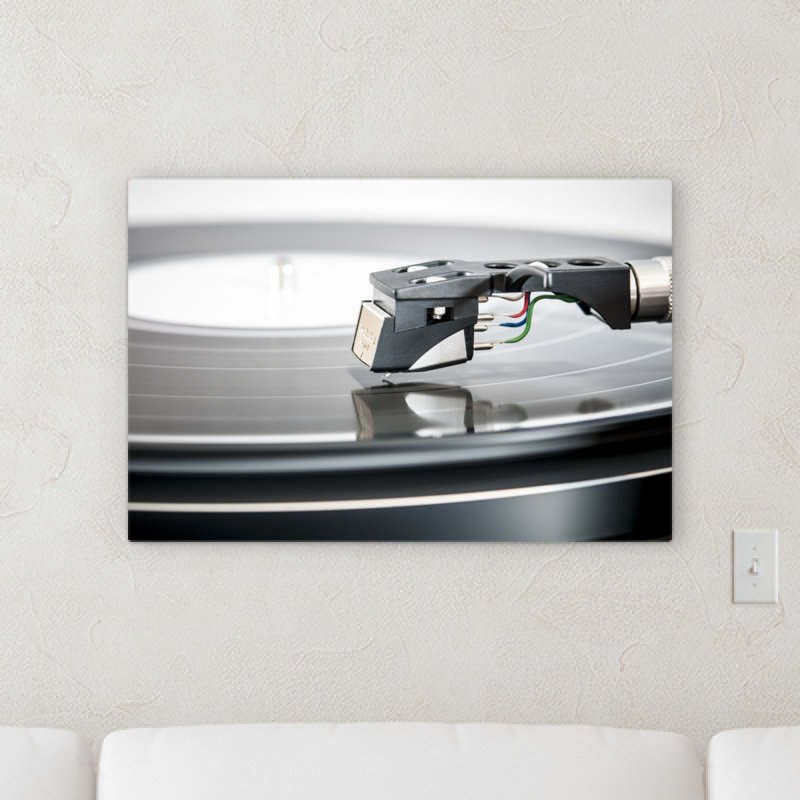 " Record Player ", 6" H x 9" W x 2" D