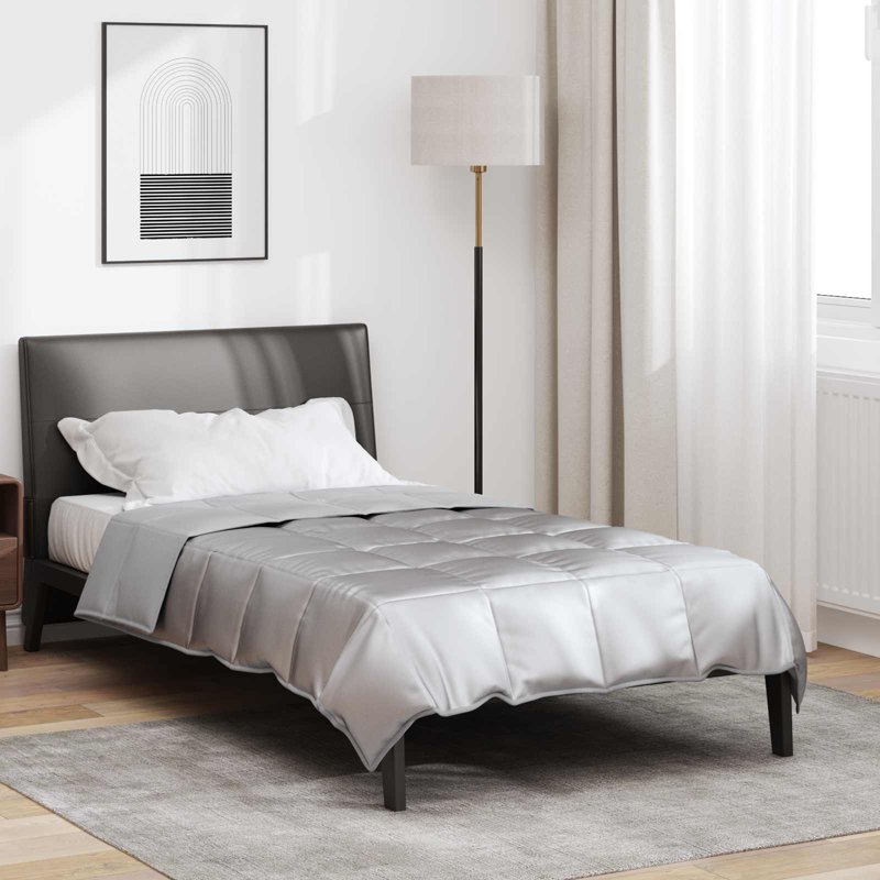 Bedding, Single