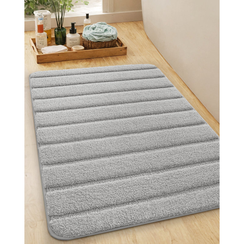 Tapis pour salle de bain Earley, Gris clair, Simple - l 24 po x L 59 po