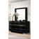 Ensemble de très grand lit californien encastré à DEL en bois clair de 6 pièces de 79,38 po de largeur, 2 tables de chevet, commode, miroir et commode Arosh