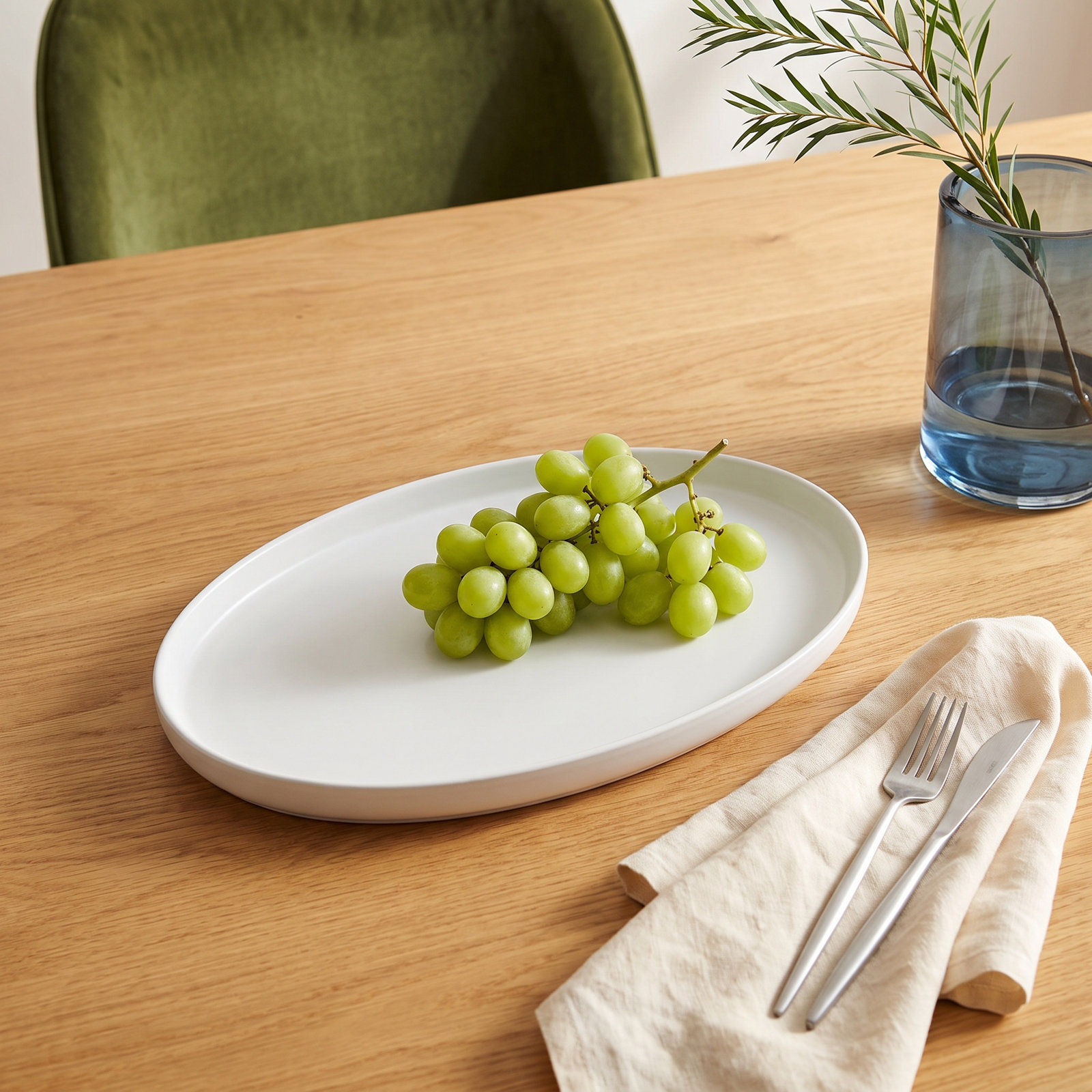 over&back Stackable Platter, White