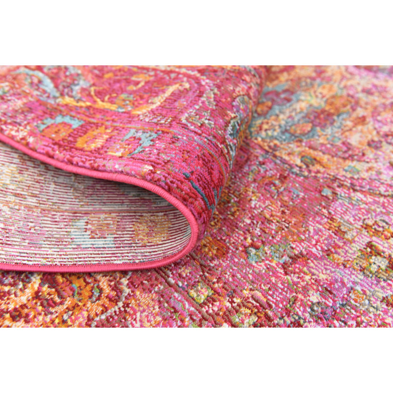 Tapis à motif oriental rouge Folmar, Rectangle 5 pi 5 po x 8 pi