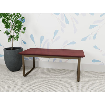 Table basse en métal Gansett