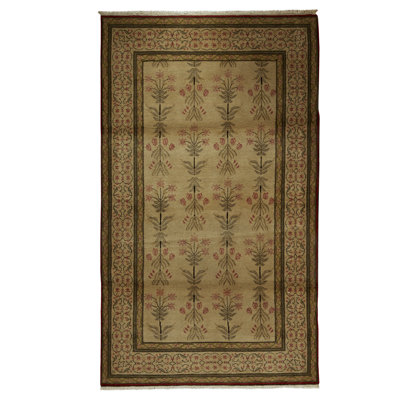 Hand-Knotted High-Quality Beige Area Rug