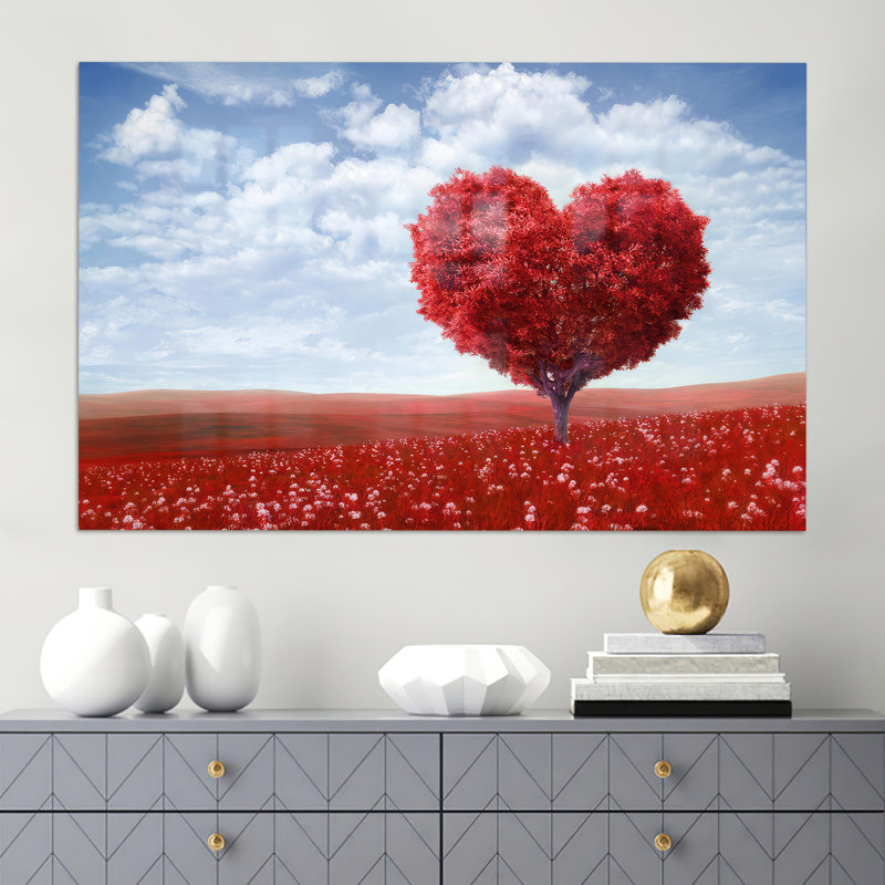 Paysage enchanteur avec verre en forme de cœur, idéal pour rehausser le décor de la chambre à coucher et parfait comme cadeau