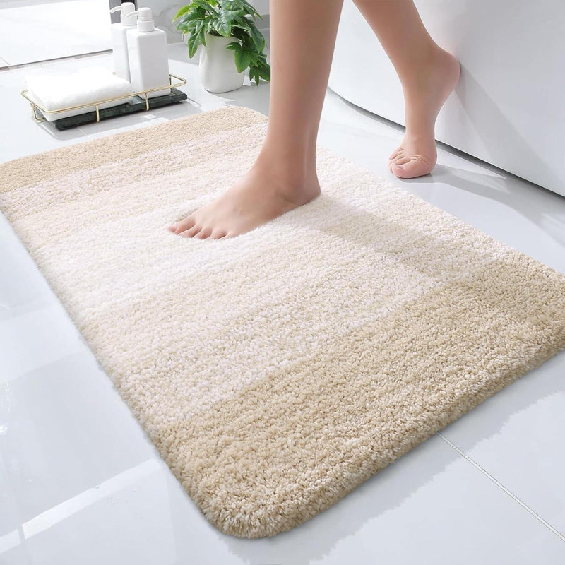 Wynnewood Microfiber / Microsuede Non-Slip Bath Rug, Light Beige