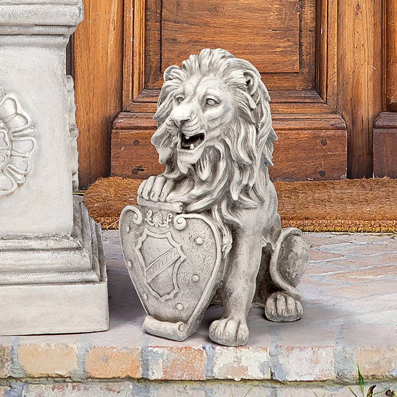 Statue de lion droit Castello di Rocca