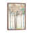 Toile avec cadre en bois brun classique est en rupture de stock