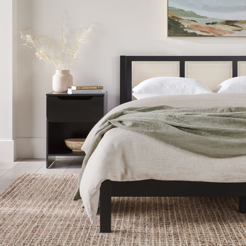 Naarden Solid Wood Platform Bed, Black, King