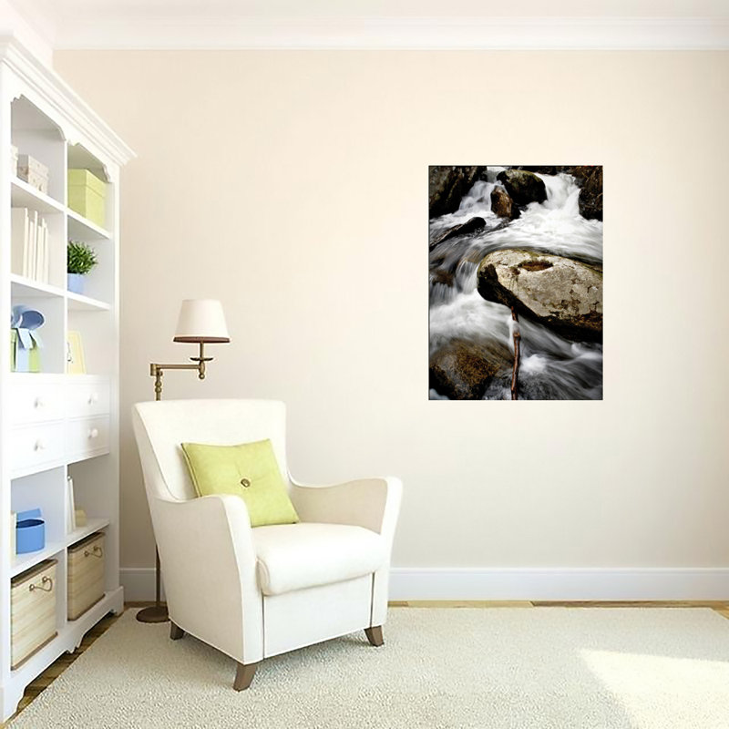 «Water Rush» par Joseph Elliot - reproduction de photo, Pas de tapis, Toile tendue, H 24 po x l 18 po x 1,5 po