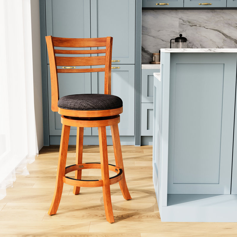 Tabouret de bar naturel de 76 cm avec dossier à lattes, siège en tissu anthracite, élégant pour la cuisine et confortable, fini en bois.