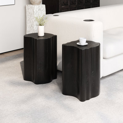 Table de bout irrégulière Black 21, conception en deux parties pour l'intérieur et l'extérieur, solution pour petits espaces et couleur en fibre de verre