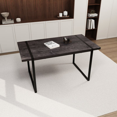 Table de salle à manger moderne industrielle de 59 po, plateau noir et pieds en métal, 4 à 6 personnes, table de cuisine avec plateau