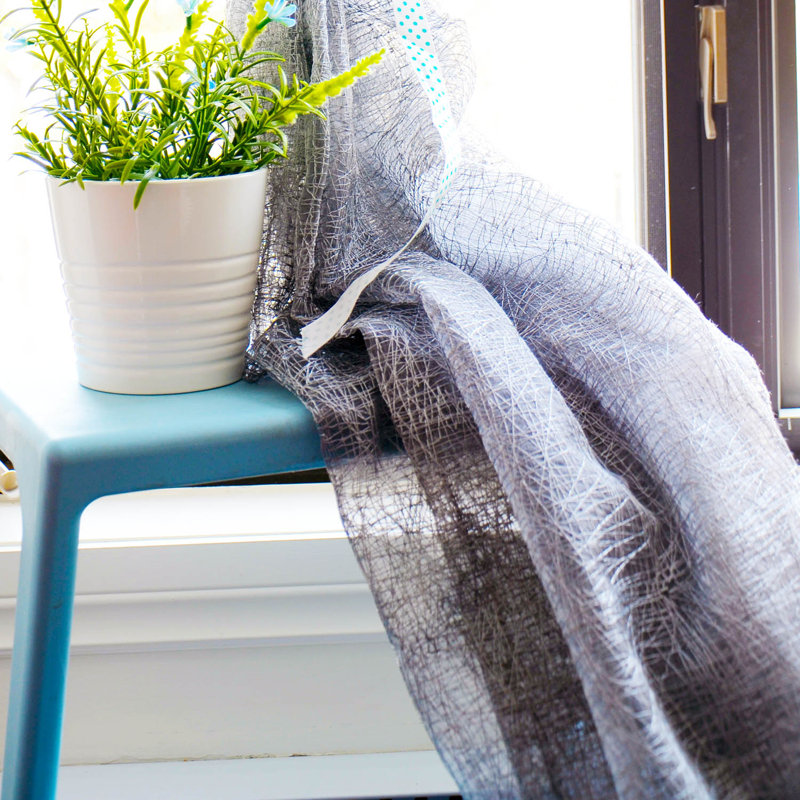 Panneau de rideau simple semi-diaphane avec œillets Pottstown, l 80 po x L 92 po, Gris