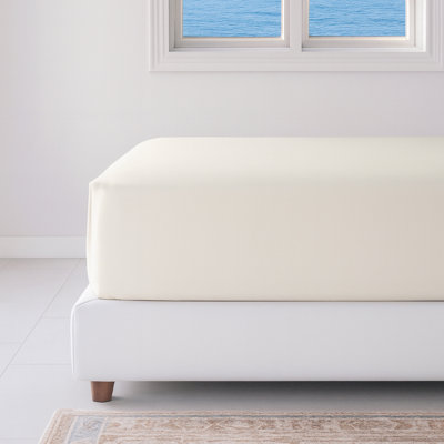 BedVoyage Fitted Sheet - 100% Viscose from Bamboo - Cooling & Lightweight