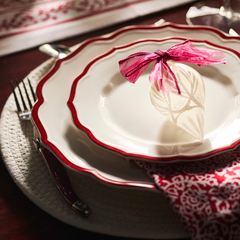 Stella Scalloped Crimson Porcelain Dinner Plate