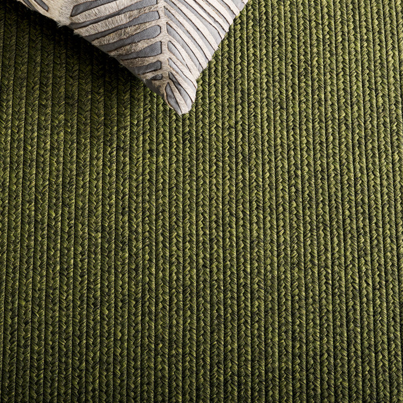 Lakehurst Solid Green Indoor/Outdoor Rug, Rectangle 61cm x 91cm