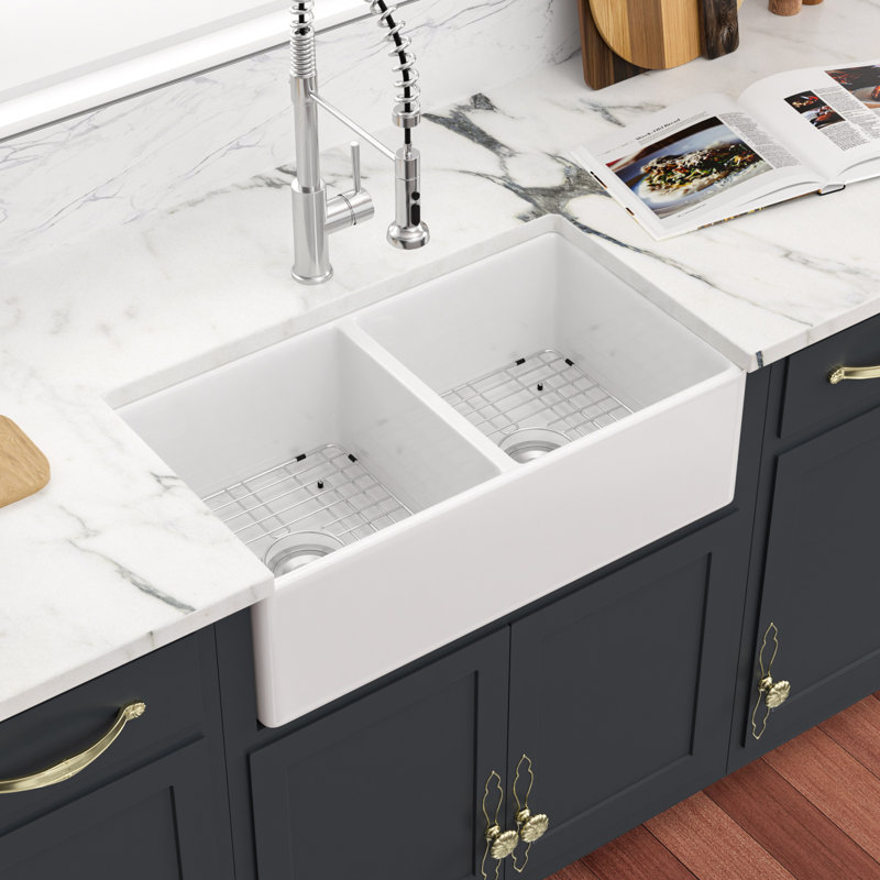 33"L x 20"W Reversible Farmhouse / Apron Double Bowl Ceramic Kitchen Sink