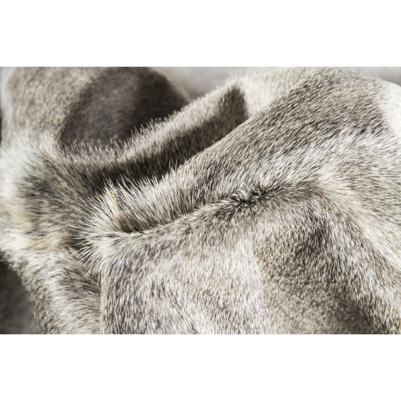 Tapis en cuir de vache noué à la main gris et blanc 5 pi x 7 pi