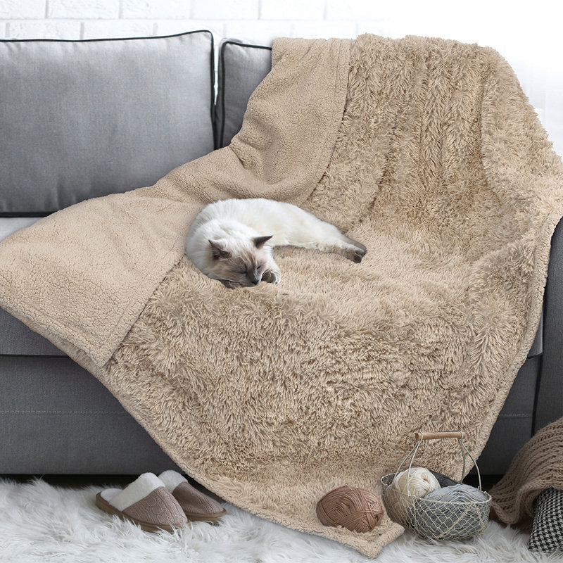 Sherpa en fausse fourrure, 60 po x 80 po, Taupe