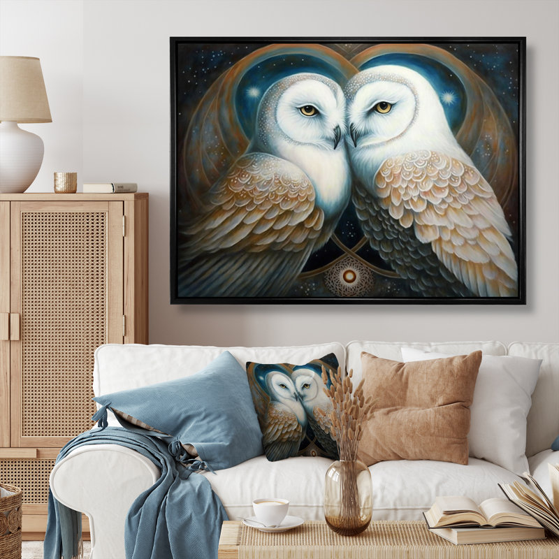 Hiboux blancs amoureux sur toile, 16" H x 32" W, Cadre flottant noir